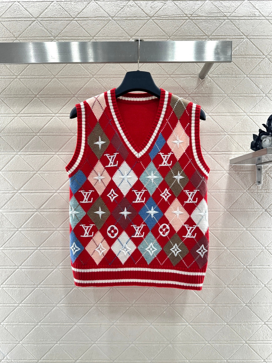 Embroidered Knit Vest