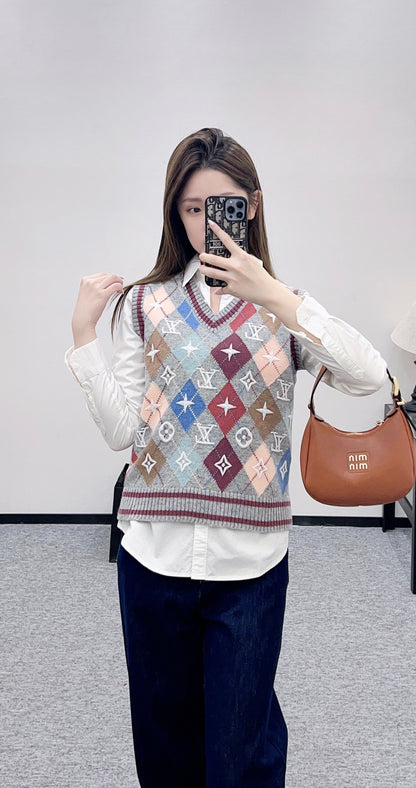 Embroidered Knit Vest