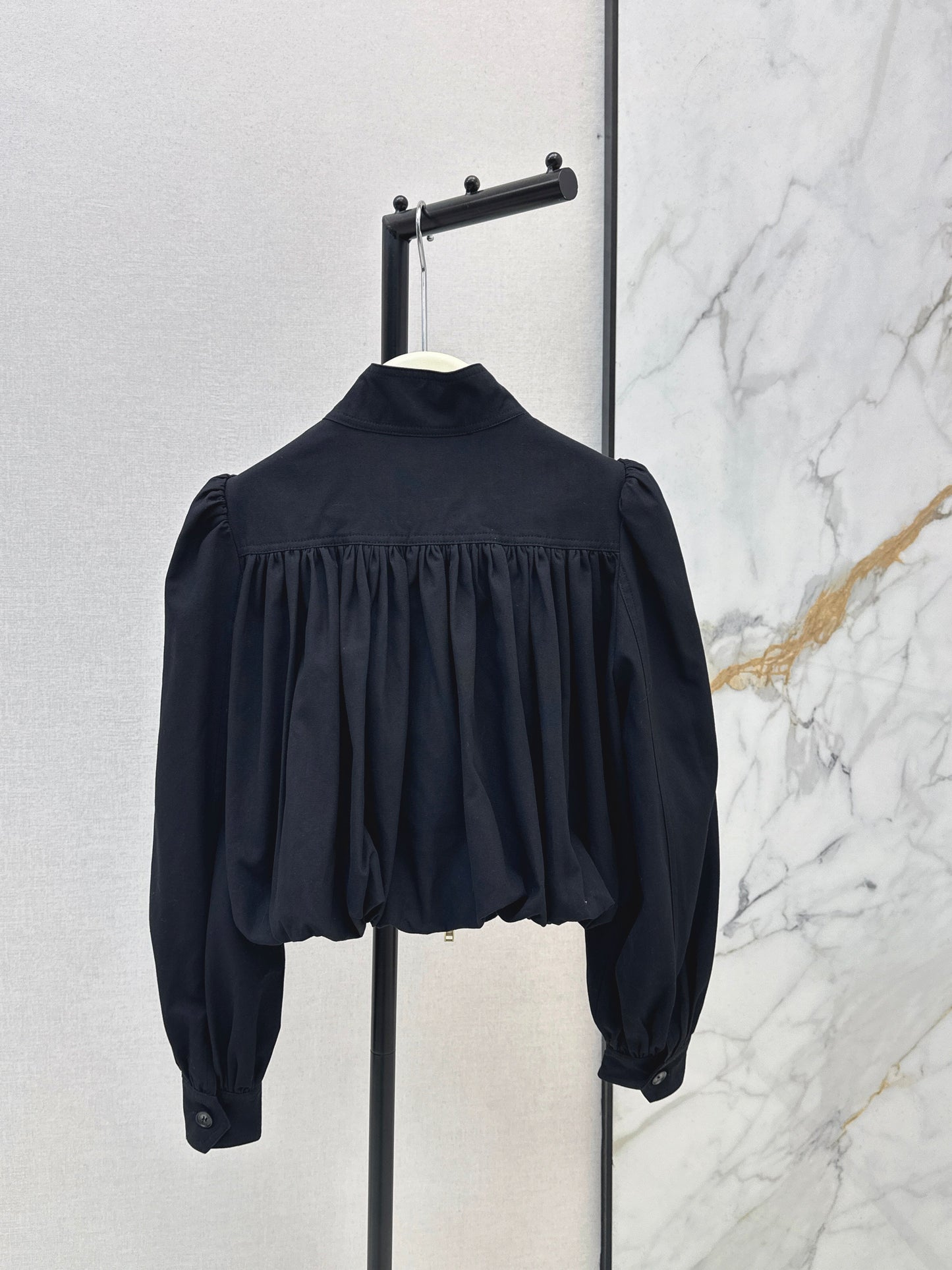 Stand-up collar cropped jacket
