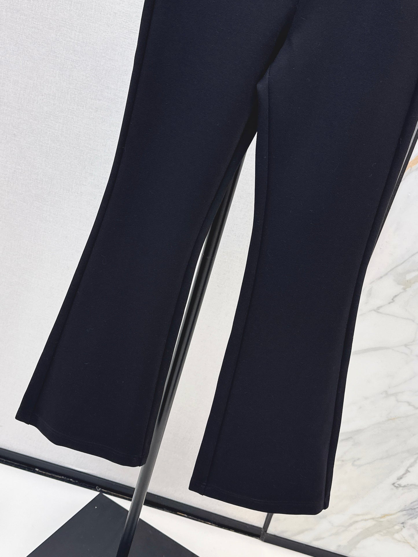 Loe 26ss flared pants