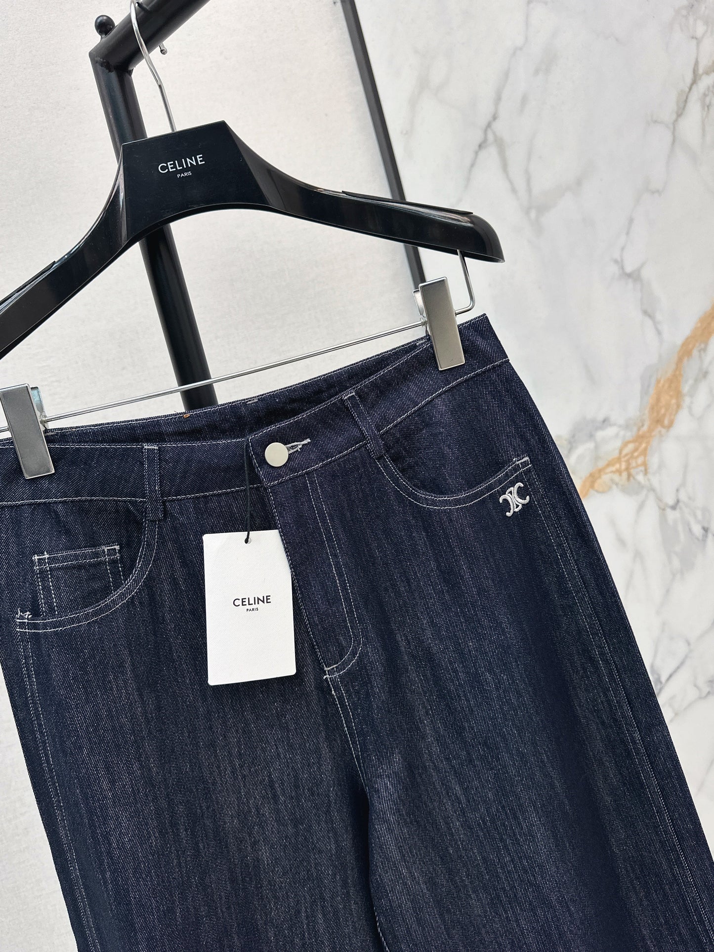 Low-rise denim jeans
