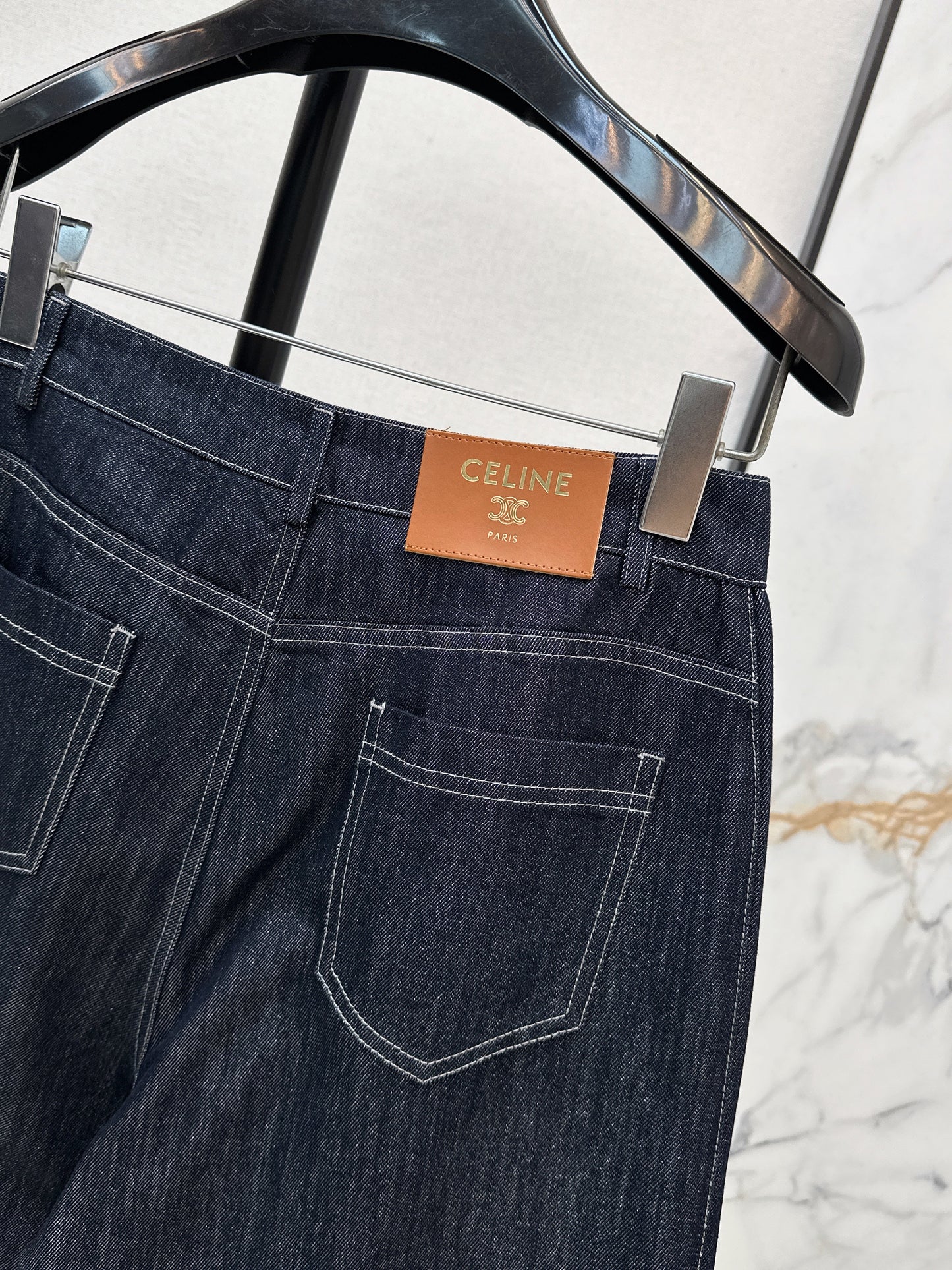 Low-rise denim jeans