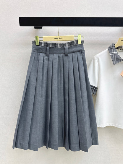 Age-defying outfit set