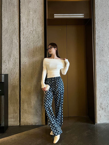 Elastic waist straight leg trousers