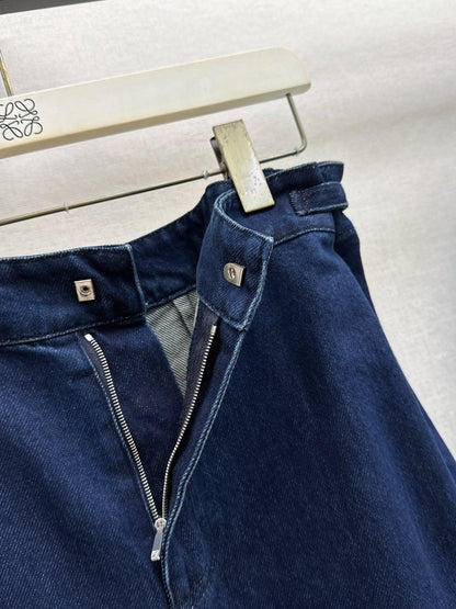 Tap-cut jeans