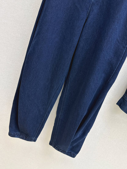 Tap-cut jeans