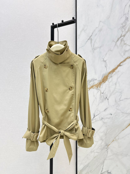 Short trench coat