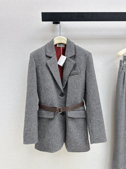Single-breasted blazer