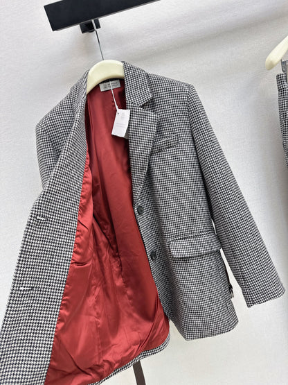 Single-breasted blazer