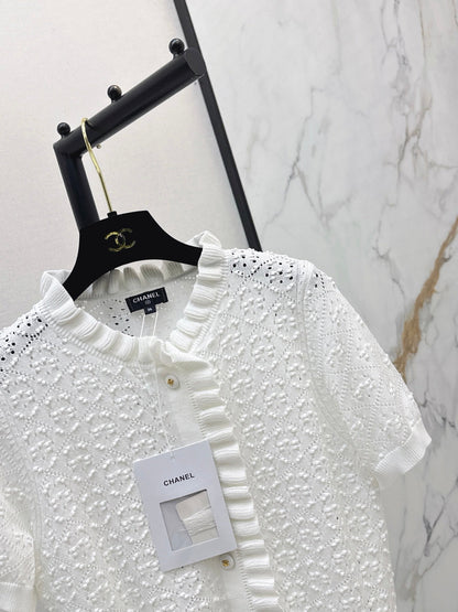 26SS NEW Ruffled Edge Design 3D Crochet Knit Sweater