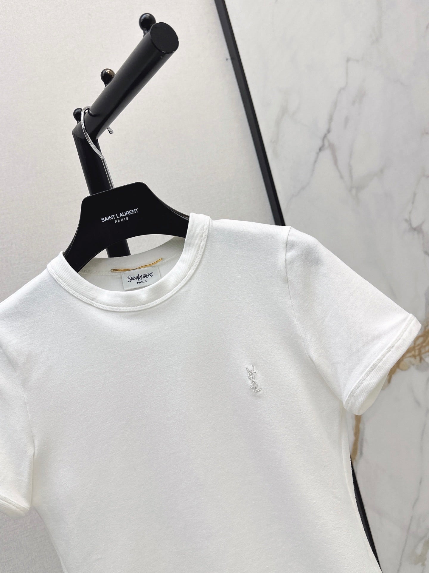 26SS NEW Versatile Small Logo Embroidered T-Shirt 🩶