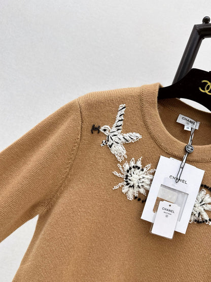 26FW New High-End Métiers d'Art Crew-Neck Sweater 🤎