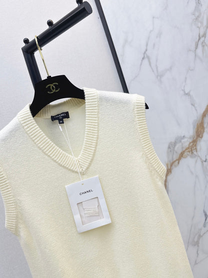 26FW New Métiers d'Art Collection V-Neck Knit Vest 🖤