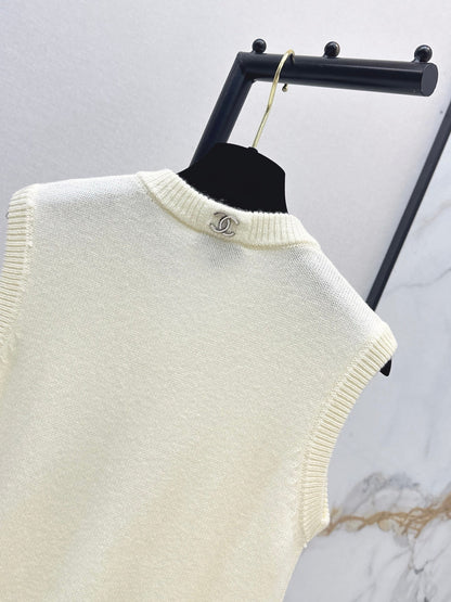 26FW New Métiers d'Art Collection V-Neck Knit Vest 🖤