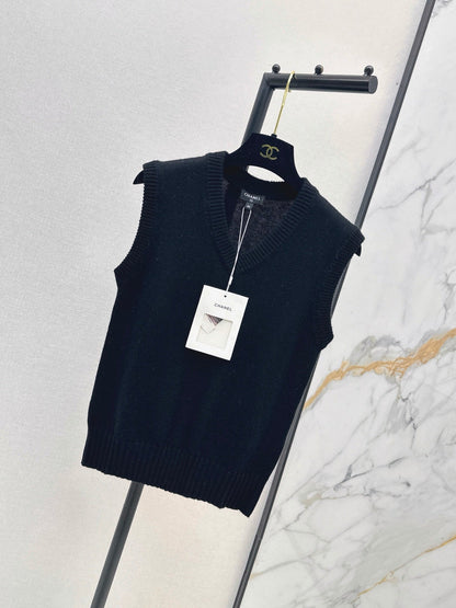 26FW New Métiers d'Art Collection V-Neck Knit Vest 🖤