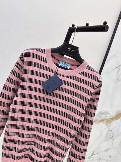 26FW New Retro Color-Block Striped Crew-Neck Long-Sleeve Knit Base Layer 💕