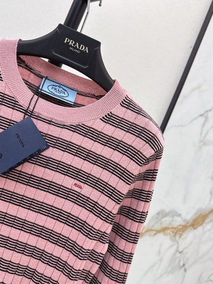 26FW New Retro Color-Block Striped Crew-Neck Long-Sleeve Knit Base Layer 💕