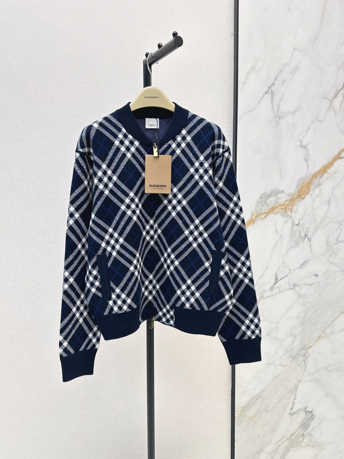 26FW New Plaid Stand-Collar Knit Cardigan 🖤