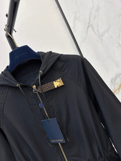 Louis Vuitton/26FW New Hooded Trench Coat with Leather Tab Detail 🖤
