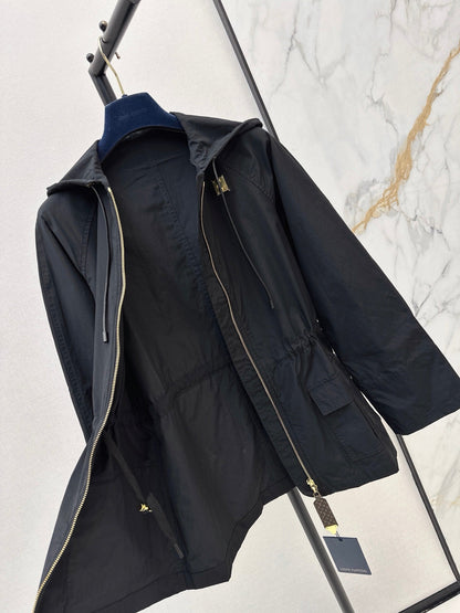 Louis Vuitton/26FW New Hooded Trench Coat with Leather Tab Detail 🖤