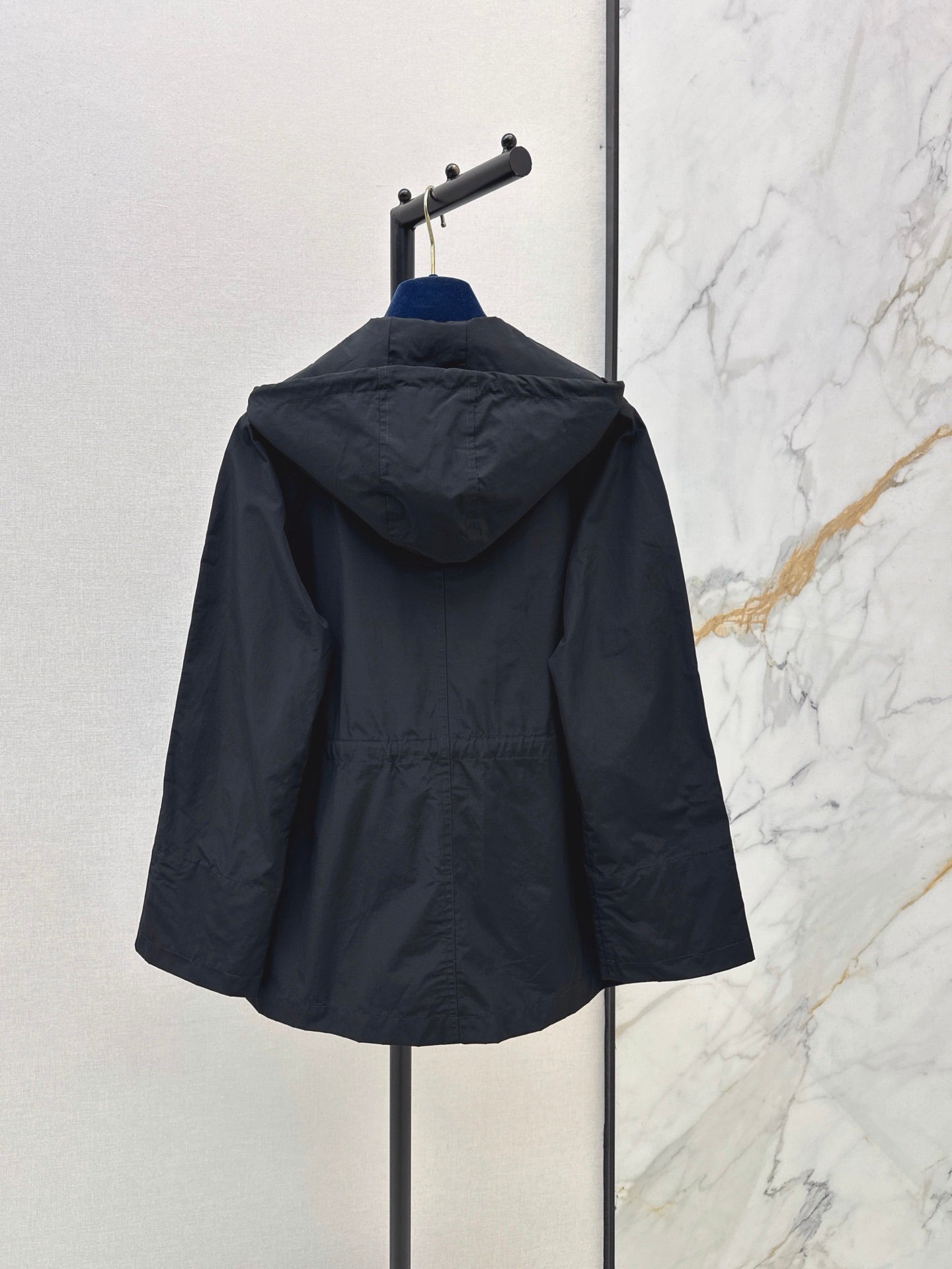 Louis Vuitton/26FW New Hooded Trench Coat with Leather Tab Detail 🖤