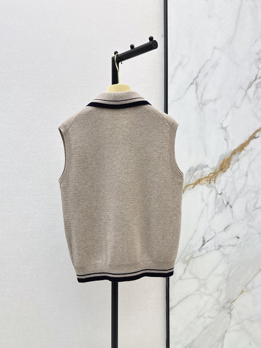 26FW New Embroidered Micro-Logo Cashmere Vest with Youthful Lapel 🩶