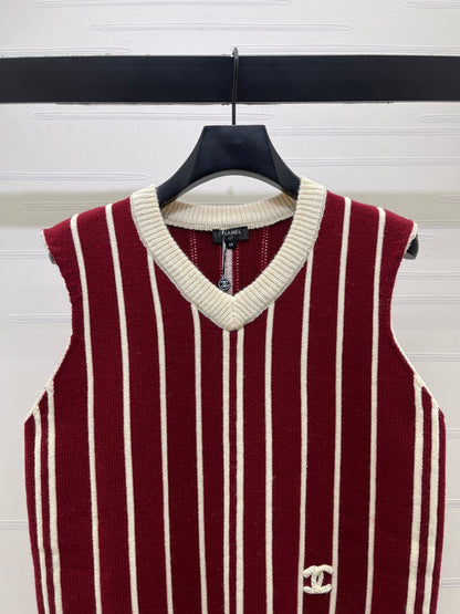26FW New Vertical-Stripe V-Neck Knit Vest