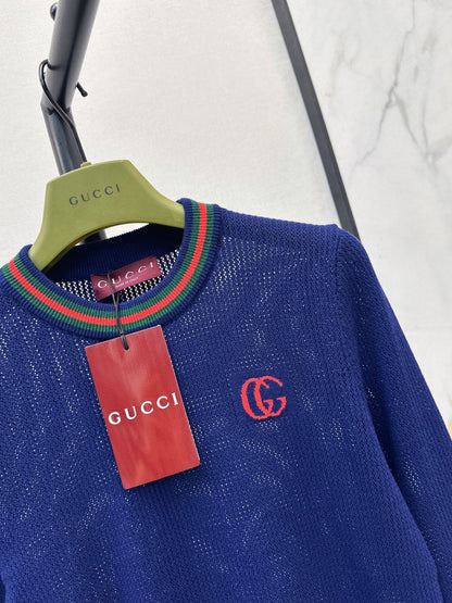 26FW New Classic Crew-Neck Sweater 🤍