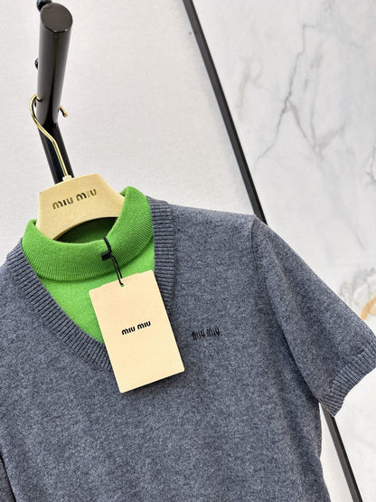26FW New Mock-Layer High-Neck Cropped Knit Top 🩶