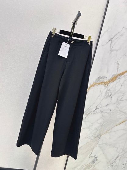 26FW Straight-Leg Wide-Leg Trousers with New Logo Hardware 🖤